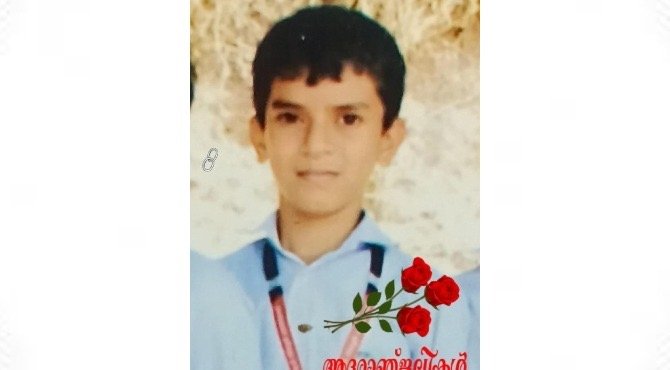 നിർമ്മാണത്തിലിരിക്കുന്ന വീടിനകത്ത് കളിച്ചു കൊണ്ടിരിക്കെ സ്ലാബ് അടർന്നുവീണു; നീലേശ്വരത്ത് 12 കാരന് ദാരുണാന്ത്യം