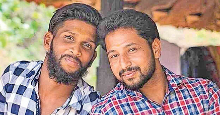 പെരിയ ഇരട്ടക്കൊലക്കേസ്: കൂട്ടപരോൾ ഹൈക്കോടതി ഉത്തരവിന്റെ അടിസ്ഥാനത്തിലല്ലെന്ന് രേഖകൾ