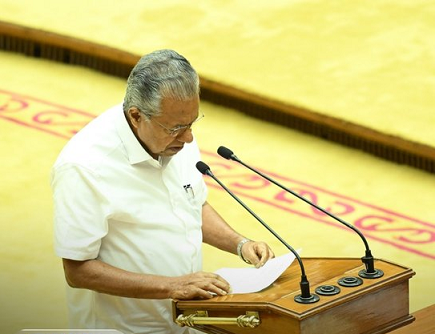 പിണറായി വിജയൻ പ്രതിപക്ഷ നേതാവാകാൻ യോഗ്യനല്ലെന്നും എംഎൽഎ സ്ഥാനം രാജിവെക്കണമെന്നും ഏരിയ സെക്രട്ടറി