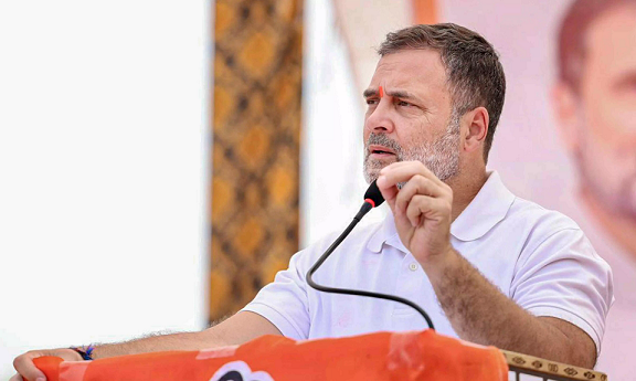 സാമ്പത്തിക തകർച്ചയുടെ കടുത്ത കൊടുങ്കാറ്റ് വരുന്നു; അദാനിയും അംബാനിയും വരെ തകരുമെന്ന് രാഹുൽ ഗാന്ധി