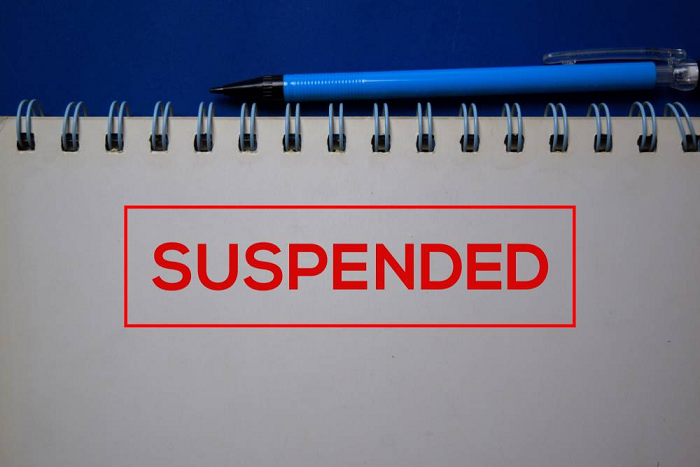 മുഖ്യമന്ത്രിക്കെതിരെ ഫേസ്ബുക്ക് പോസ്റ്റ്: സ്‌കൂൾ പ്രിൻസിപ്പലിന് സസ്‌പെന്‍ഷന്‍