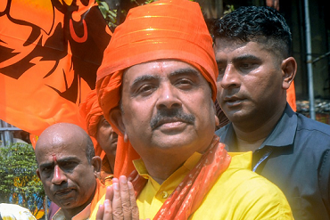 സുവേന്ദു അധികാരി പശ്ചിമബം​ഗാൾ മുഖ്യമന്ത്രിയാകും; ബിജെപി നിയമസഭ ക​ക്ഷി യോ​ഗത്തിൽ തീരുമാനം