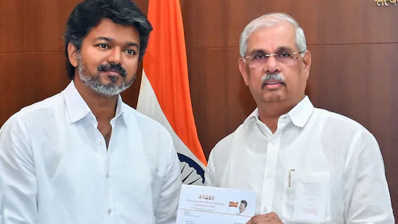 ടിവികെയ്ക്ക് സിപിഐ, സിപിഎം,വിസികെ പിന്തുണ: ഗവർണർ–വിജയ് കൂടിക്കാഴ്ച ഉടൻ