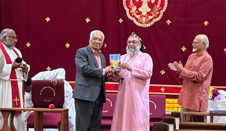 ‘ഇൻസൈറ്റ് ഫോർ ആൻ അബണ്ടന്റ് ലൈഫ്’ പുസ്തകപ്രകാശനം ഡോ. യുയാക്കിം മാർ കൂറിലോസ് നിർവഹിച്ചു