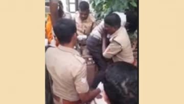 സ്കൂളില്‍ തമ്മില്‍ത്തല്ലിനിടെ മതില്‍ ചാടാൻ ശ്രമിച്ച വിദ്യാർത്ഥിയുടെ പൃഷ്ഠഭാഗത്ത് കമ്പി തുളച്ചുകയറി