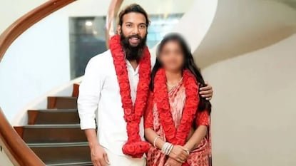 കുംഭമേള വൈറൽ പെൺകുട്ടിക്ക് സുരക്ഷ ഉറപ്പാക്കാൻ ഹൈക്കോടതി ഉത്തരവ്