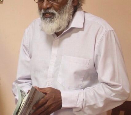 ധനുഷിന്റെ പിതാവ് കസ്തൂരി രാജ ക്യാമറയ്ക്ക് മുന്നിൽ; ‘ഹബീബി’ തിയേറ്ററിൽ
