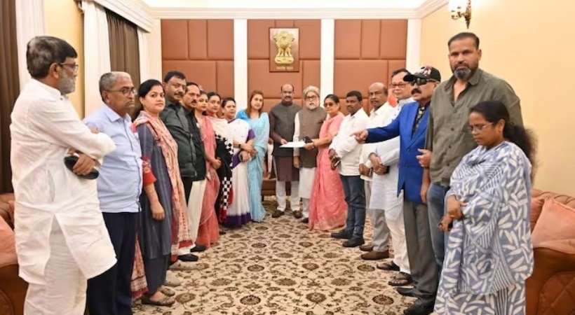 എന്‍ഡിഎയ്‌ക്കൊപ്പം ചേരാന്‍ തൃണമൂല്‍ കോണ്‍ഗ്രസ് വിമത പക്ഷം; നാഷണലിസ്റ്റ് സിറ്റിസണ്‍സ് പാര്‍ട്ടി ഓഫ് ഇന്ത്യയുമായി ലയിക്കുമെന്ന് സ്പീക്കറെ അറിയിച്ചു