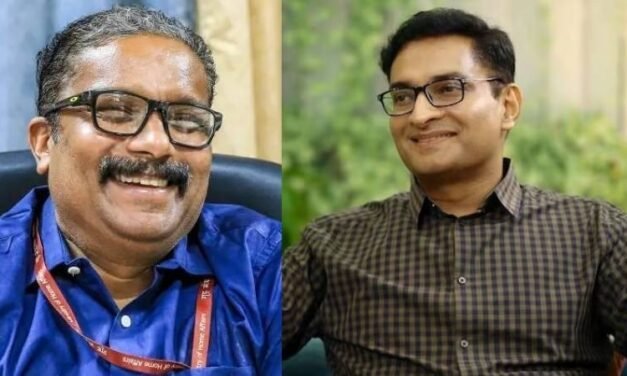 ബി അശോകിന്റെയും എൻ പ്രശാന്തിന്റെയും സസ്പെൻഷൻ പിൻവലിച്ച് സർക്കാർ