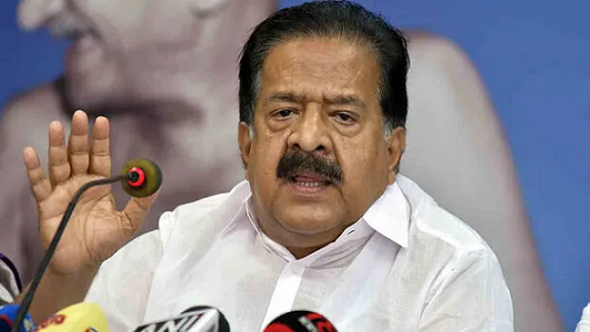 സെക്രട്ടറിയേറ്റിൽ ക്രമീകരണം അനിവാര്യമെന്ന് രമേശ് ചെന്നിത്തല; ജയിലുകളിൽ സമഗ്ര പരിഷ്‌കരണവും ഹൈ സെക്യൂരിറ്റി സംവിധാനവും