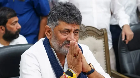 വിദ്യാർത്ഥികൾക്ക് സൗജന്യ ബസ് യാത്ര, യുവാക്കൾക്ക് തൊഴിൽ അവസരങ്ങൾ: വൻ പ്രഖ്യാപനങ്ങളുമായി ഡി കെ ശിവകുമാർ