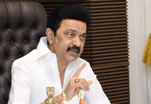 ഡിഎംകെയുടെ ഔദാര്യം കൊണ്ടാണ് ടിവികെ ഭരിക്കുന്നതെന്ന് എം കെ സ്റ്റാലിൻ